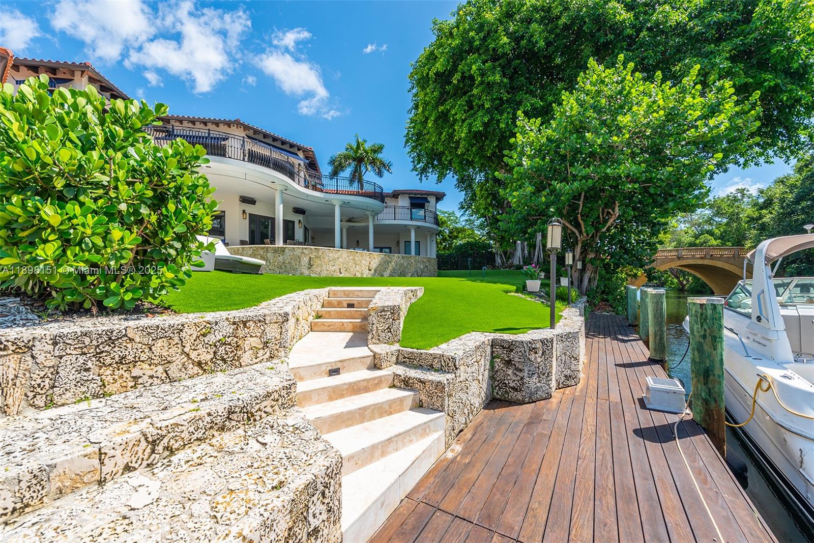 6700 Granada Blvd Coral Gables, FL 33146 6700 Granada Blvd Coral Gables, FL 33146
