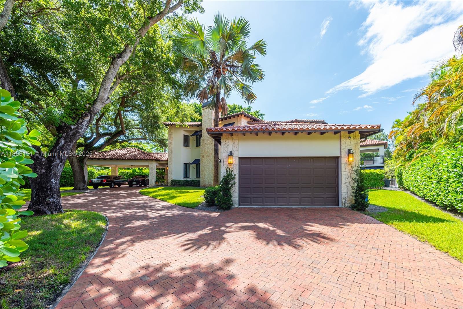 6700 Granada Blvd Coral Gables, FL 33146 6700 Granada Blvd Coral Gables, FL 33146