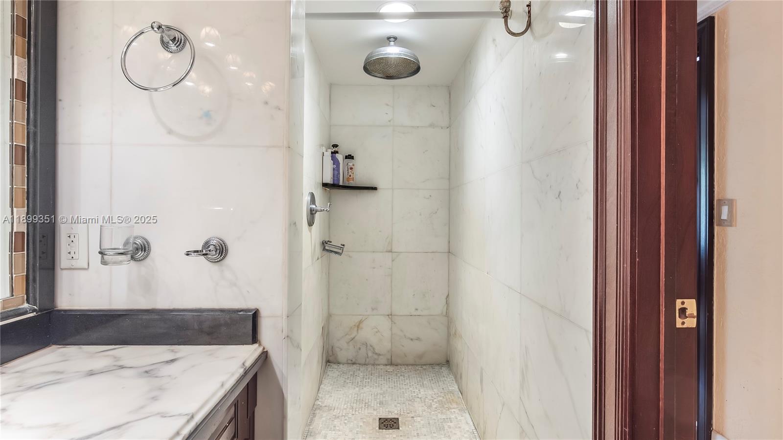 430 Poinciana Is Dr #1710 Sunny Isles Beach, FL 33160