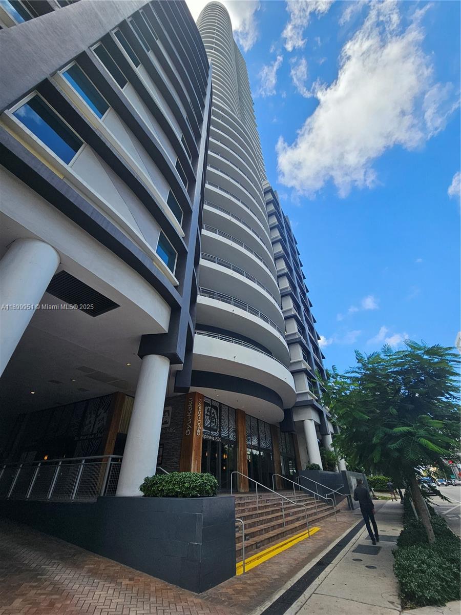 image Infinity At Brickell88