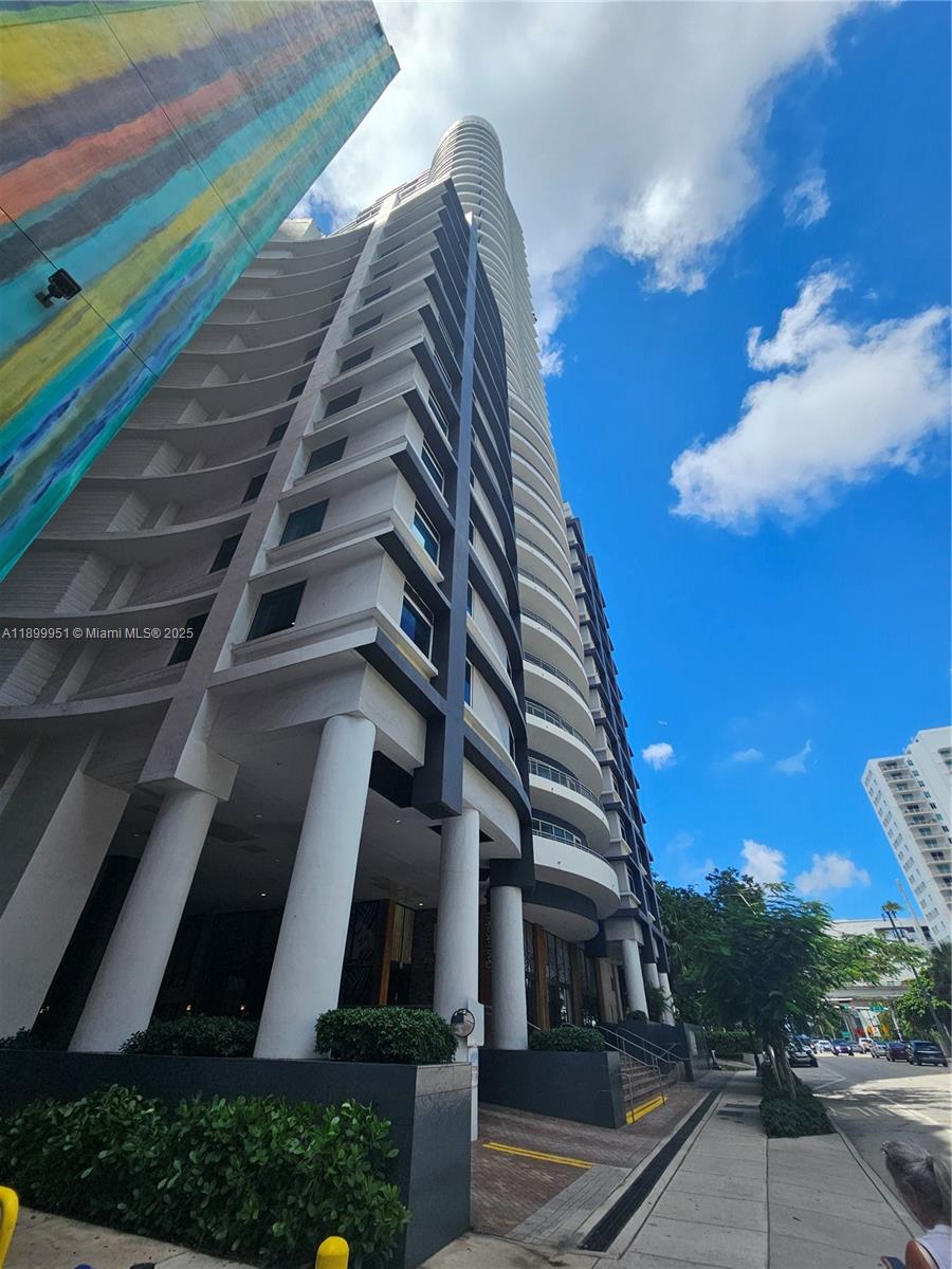 image Infinity At Brickell89