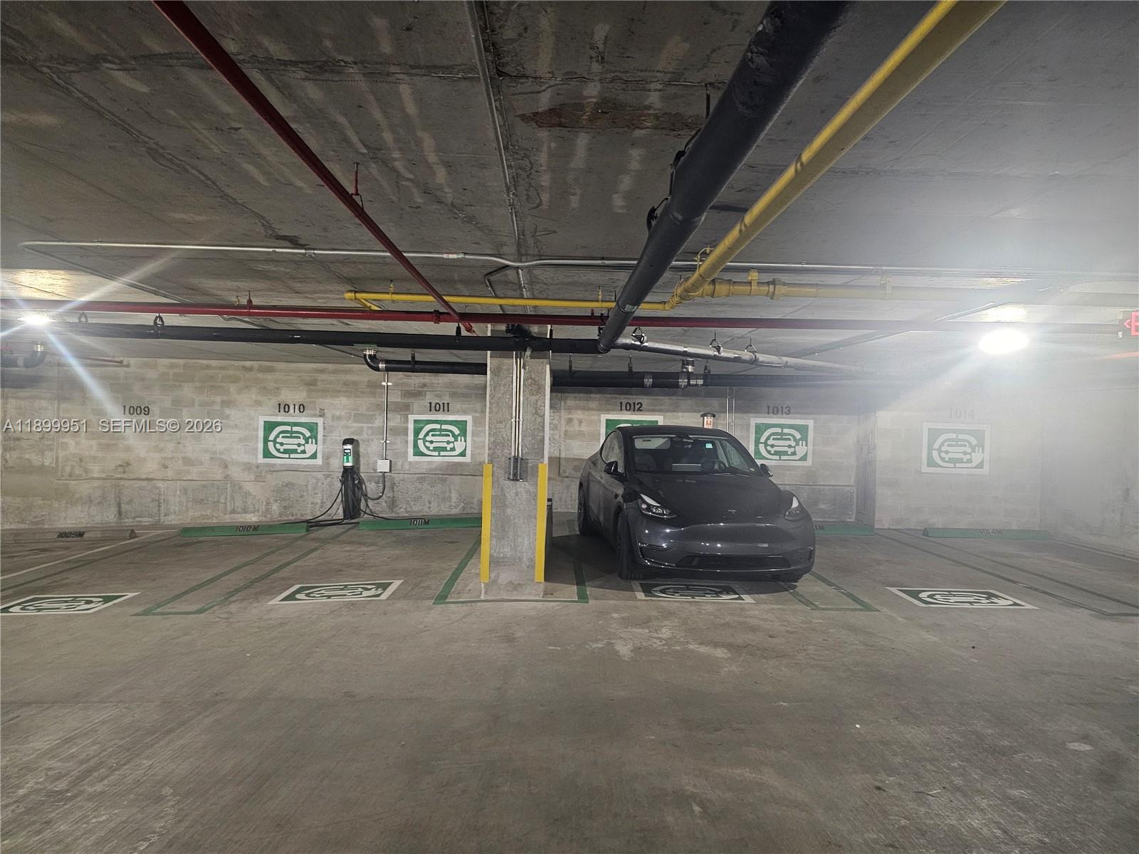 image Infinity at Brickell97