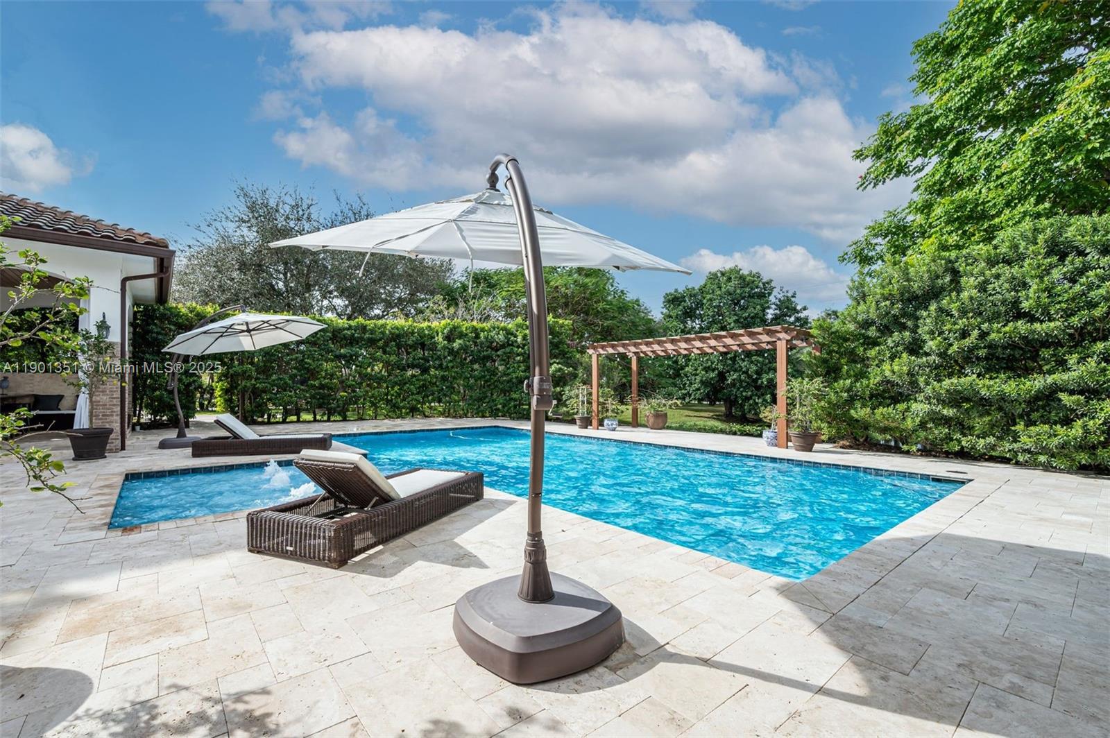 18951 SW 53rd St Southwest Ranches, FL 33332