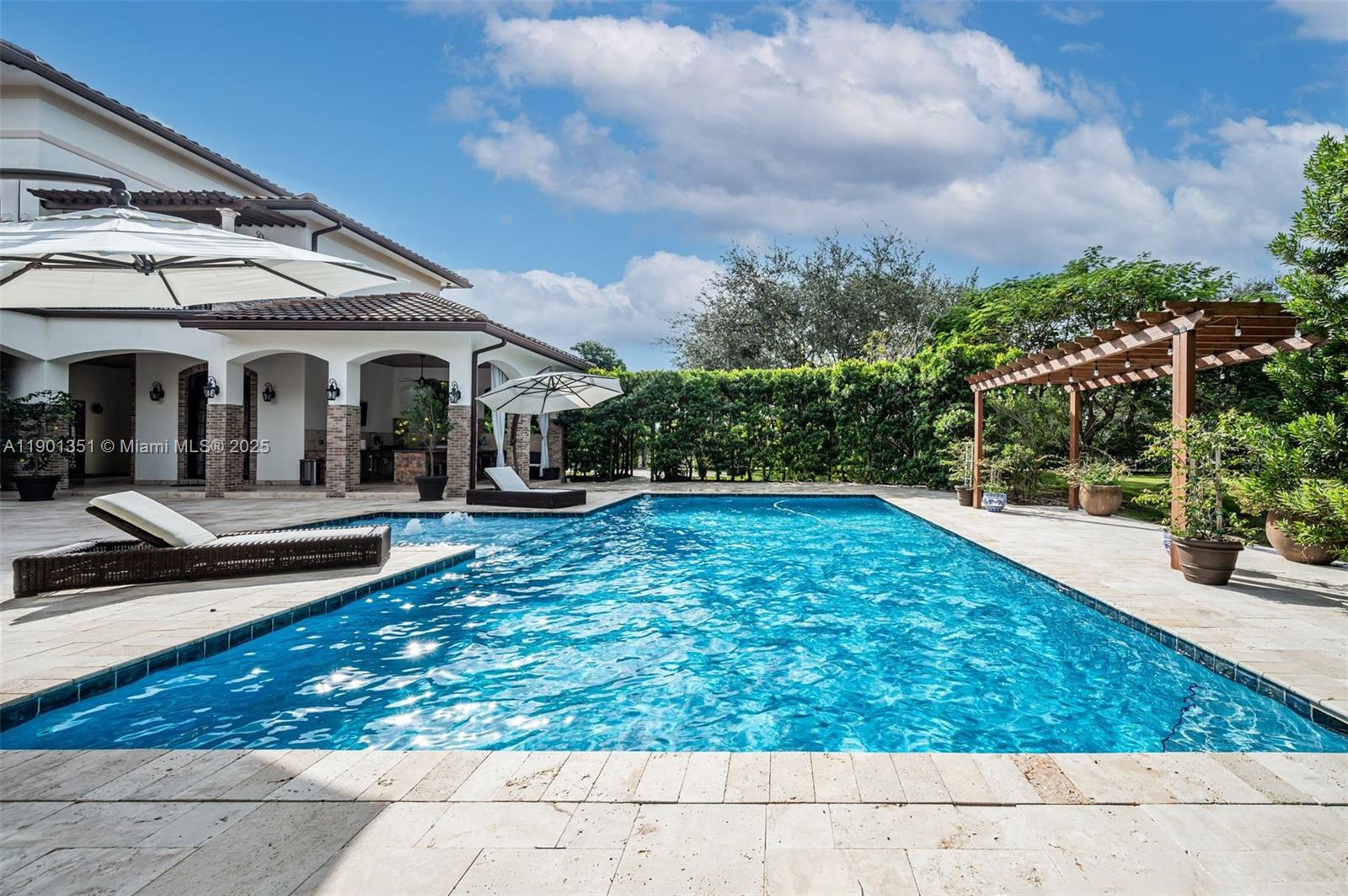 18951 SW 53rd St Southwest Ranches, FL 33332