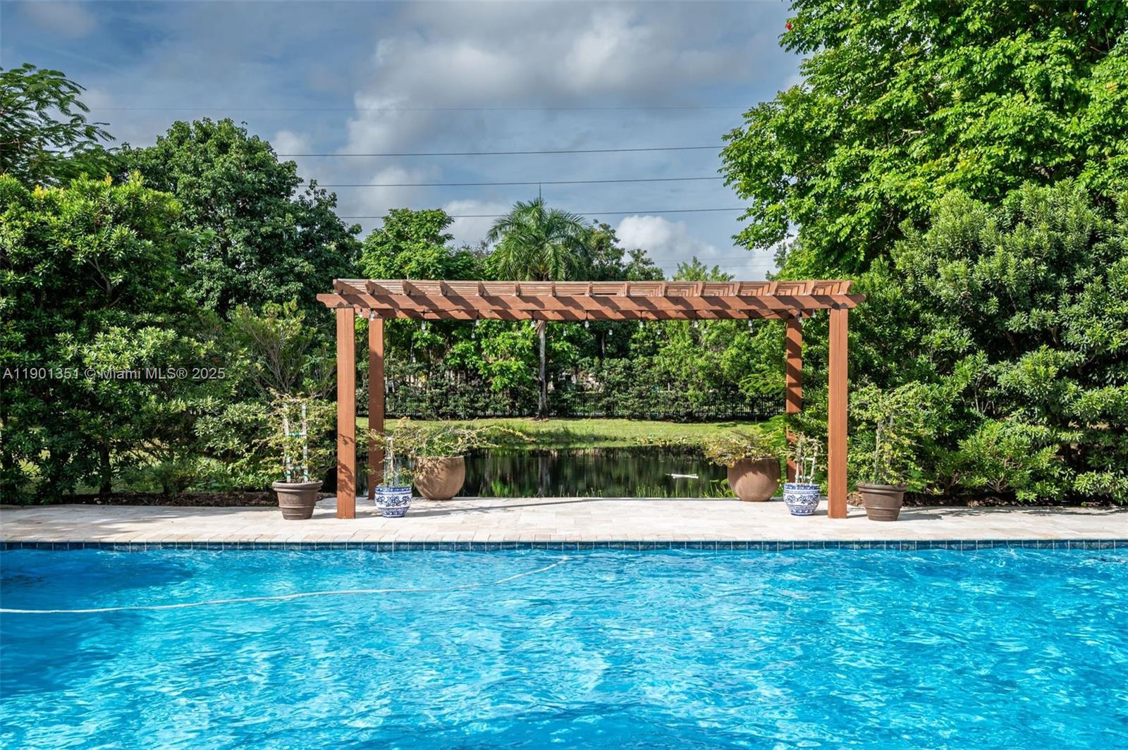 18951 SW 53rd St Southwest Ranches, FL 33332