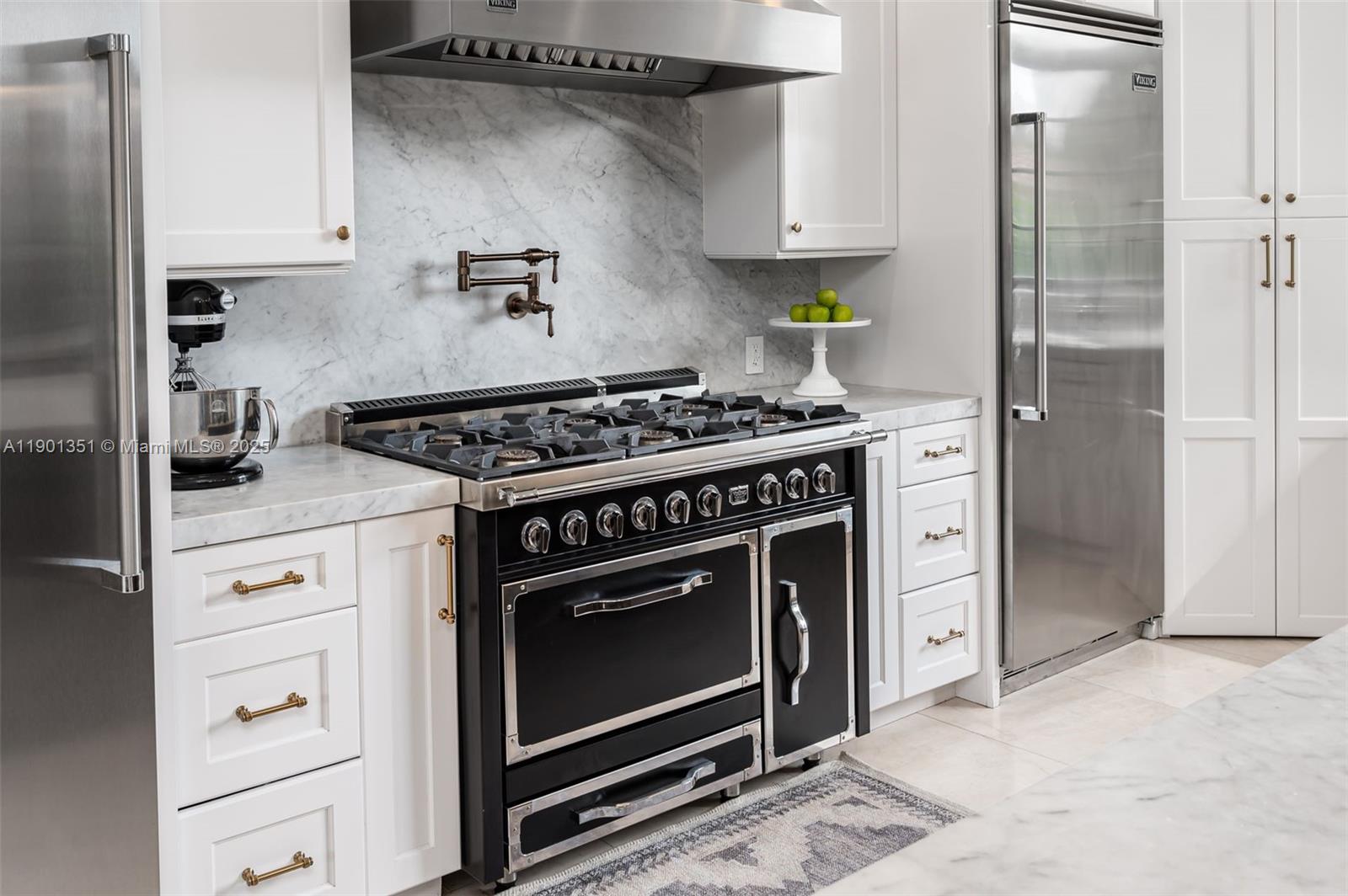 18951 SW 53rd St Southwest Ranches, FL 33332