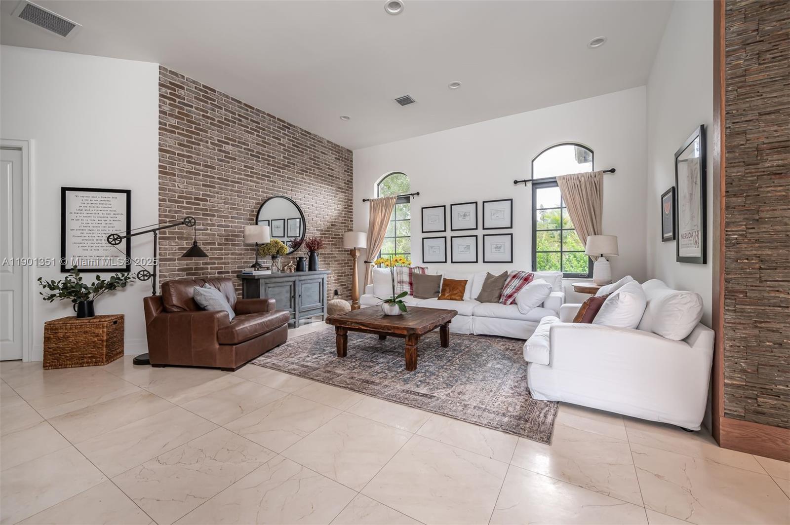 18951 SW 53rd St Southwest Ranches, FL 33332