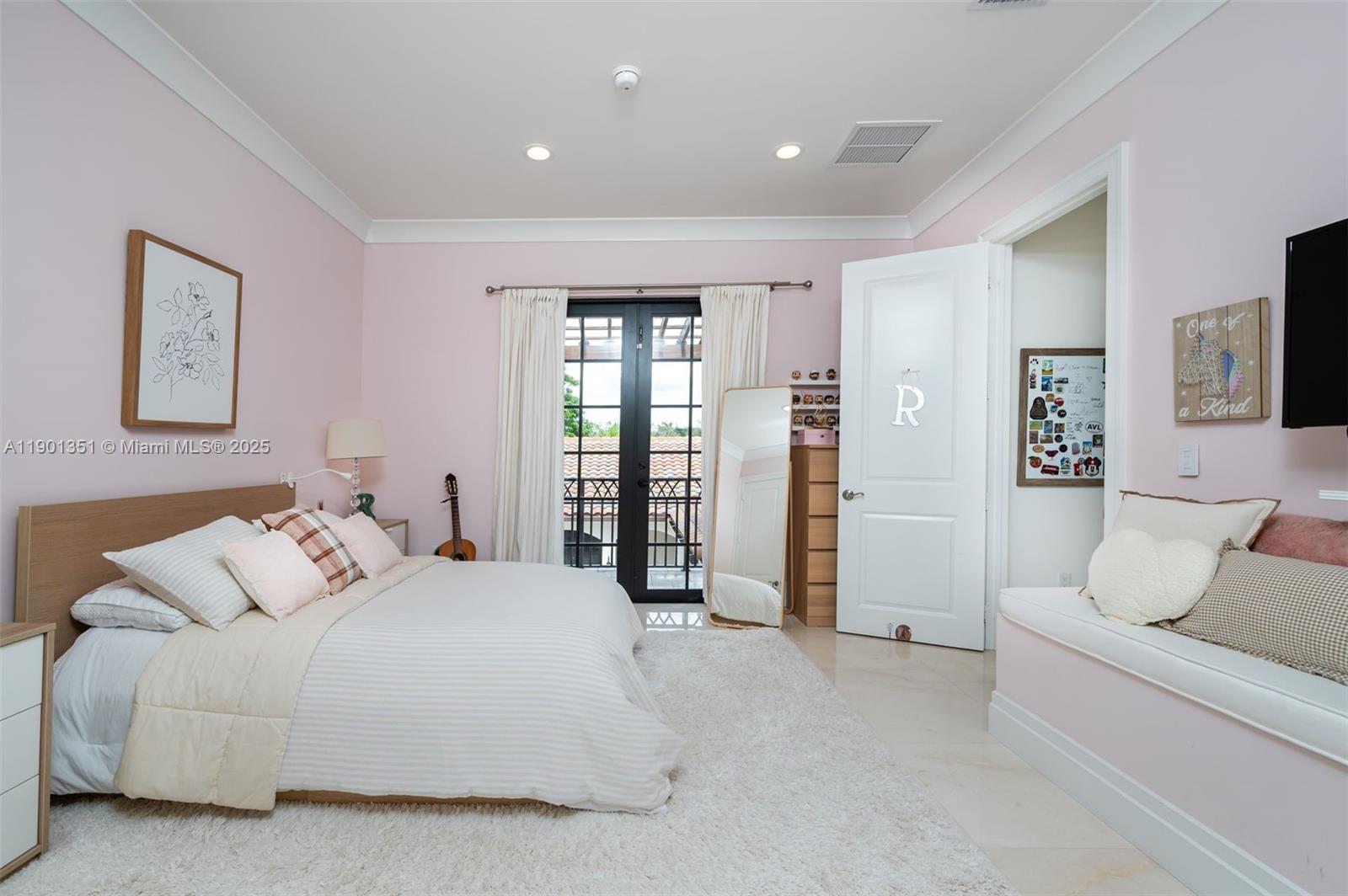 18951 SW 53rd St Southwest Ranches, FL 33332