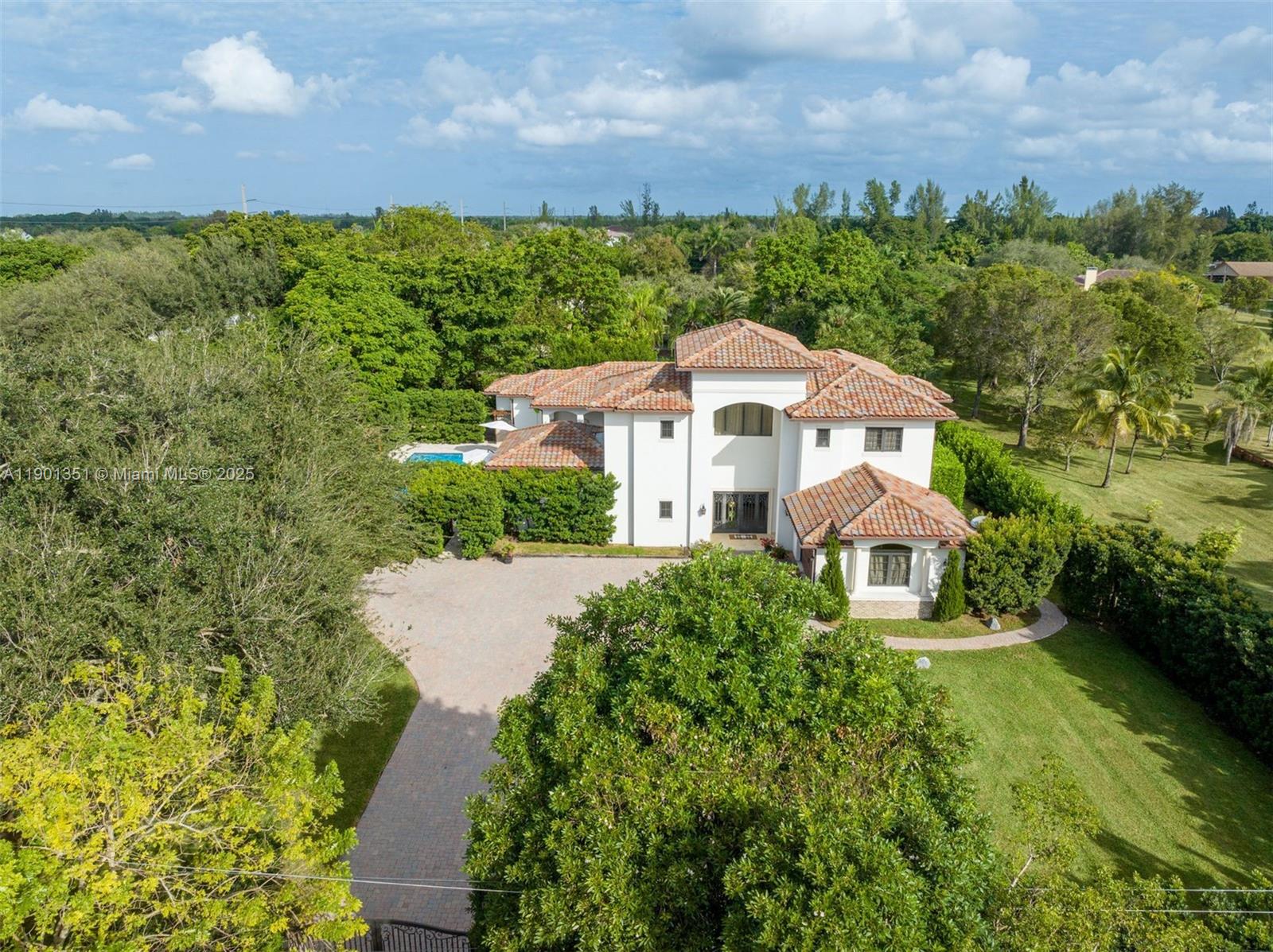 18951 SW 53rd St Southwest Ranches, FL 33332