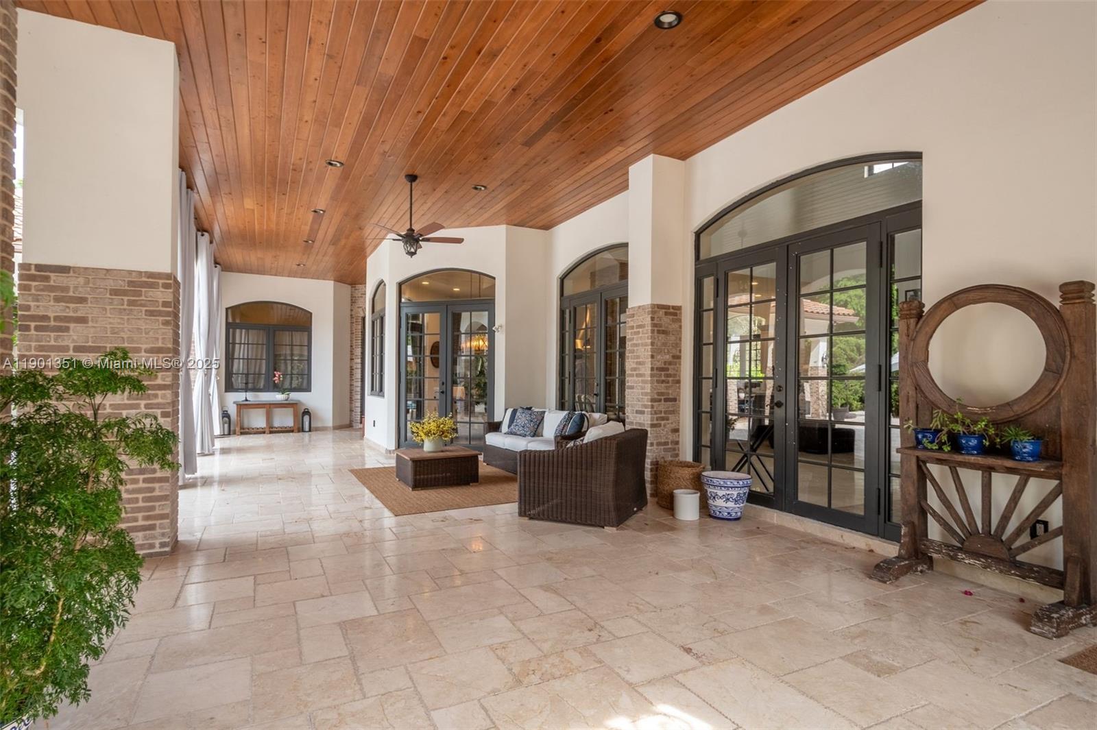 18951 SW 53rd St Southwest Ranches, FL 33332