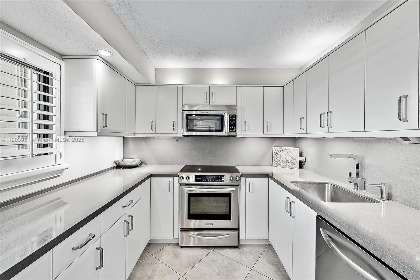 400 Ocean Trl Way #1005 Jupiter, FL 33477