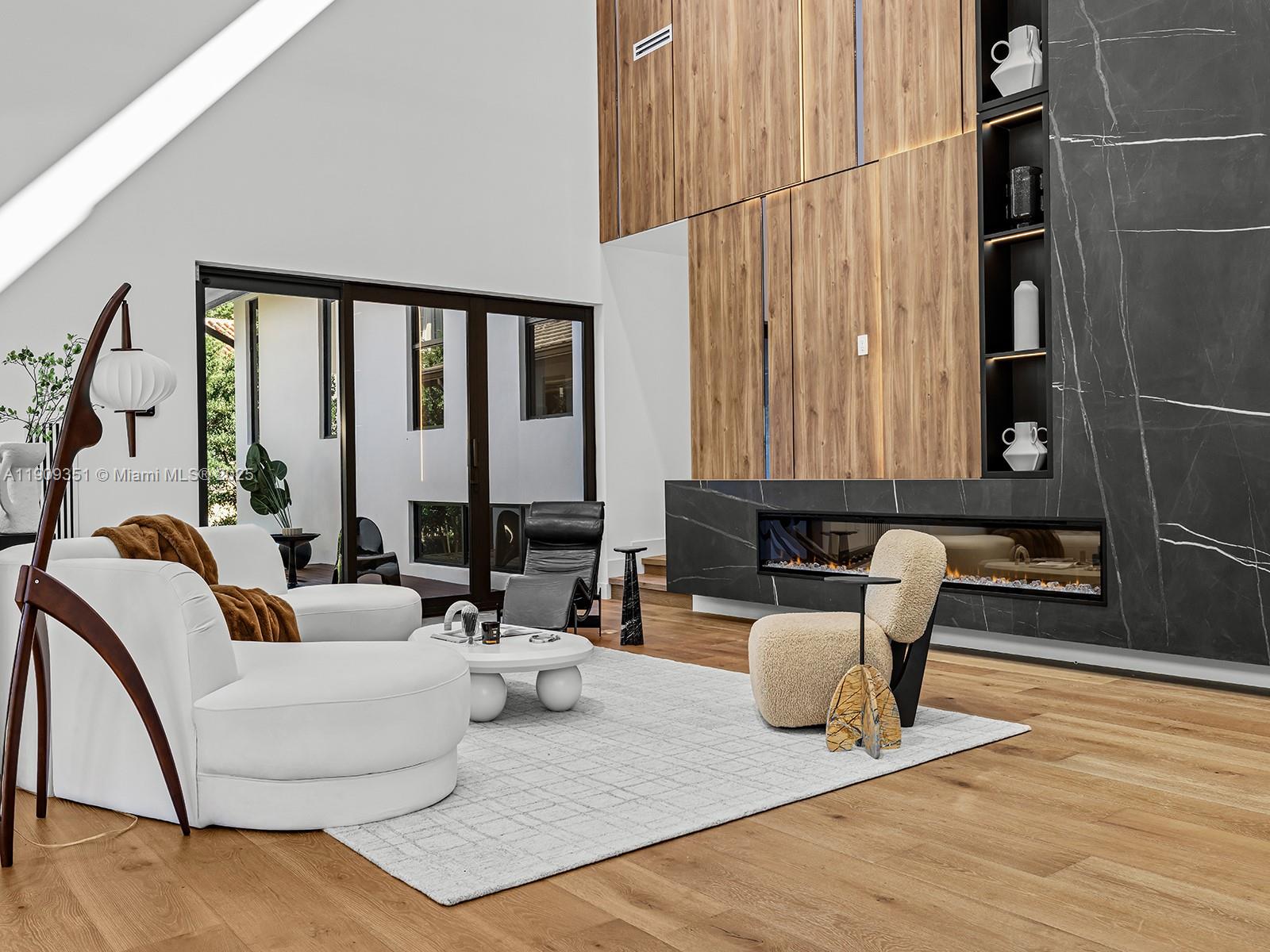 7910 Los Pinos Cir Coral Gables, FL 33143