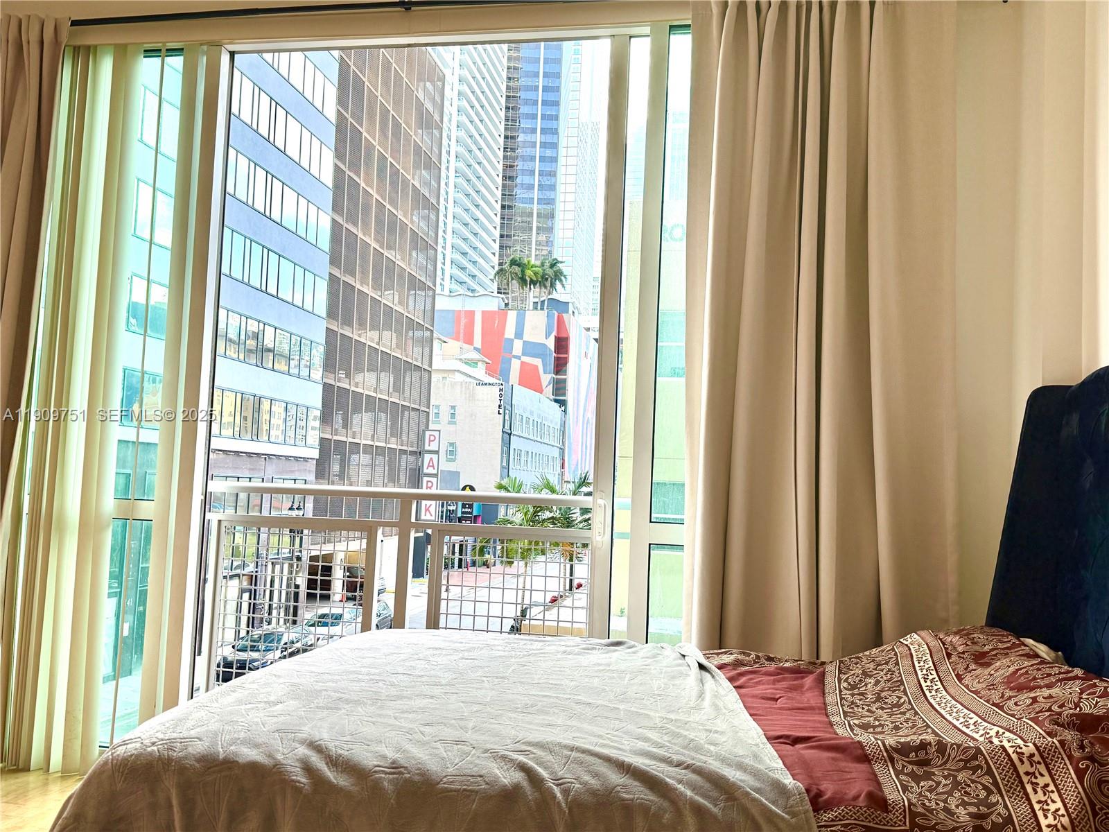 253 NE 2nd St #219 Miami, FL 33132