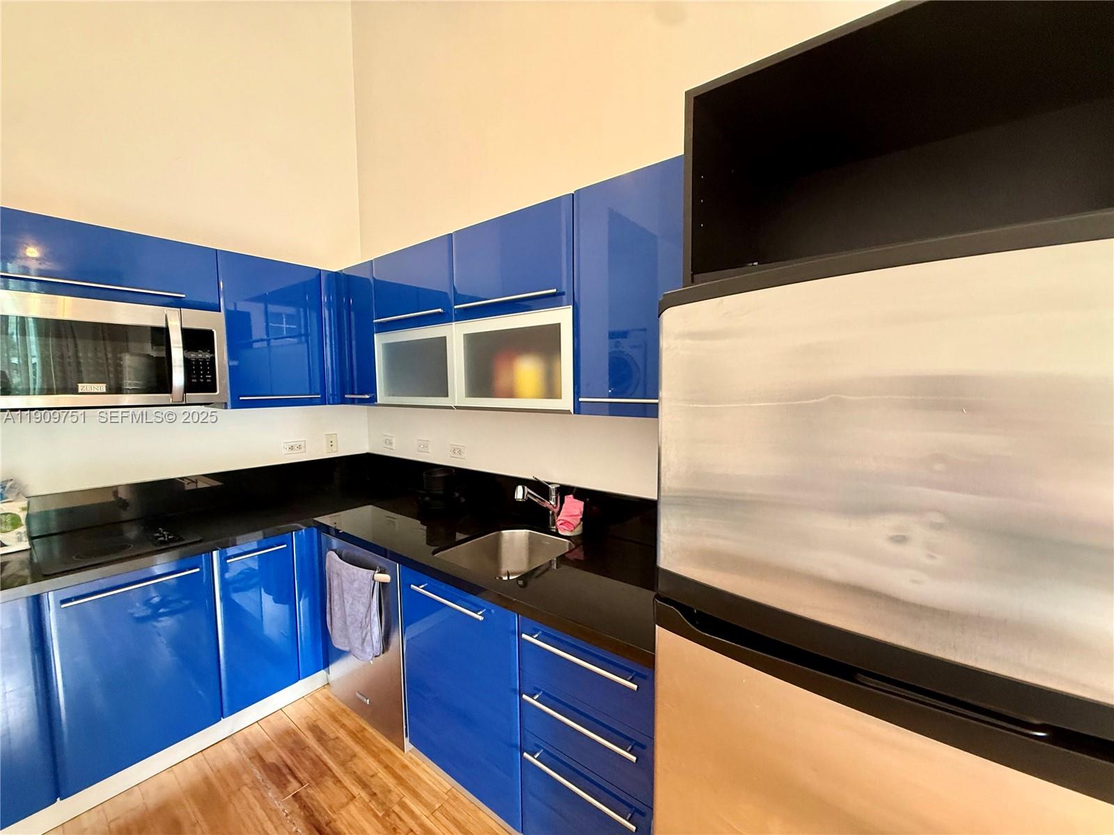 253 NE 2nd St #219 Miami, FL 33132