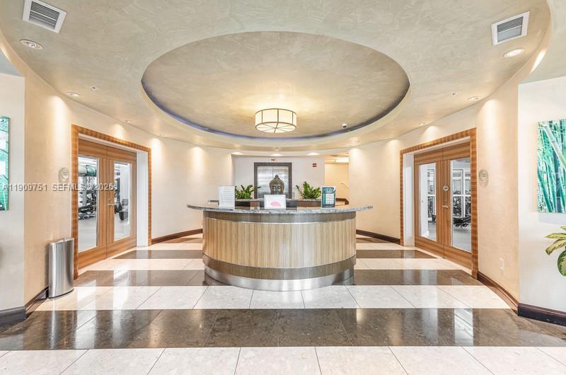 253 NE 2nd St #219 Miami, FL 33132