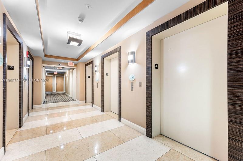 253 NE 2nd St #219 Miami, FL 33132