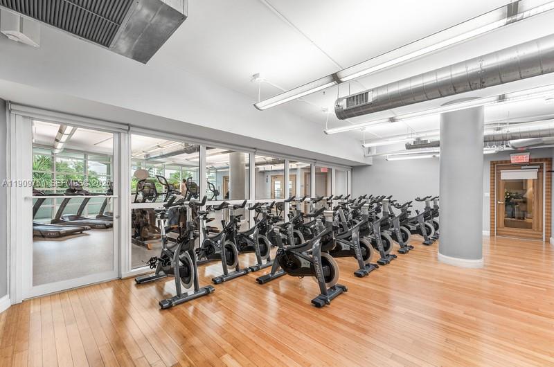 253 NE 2nd St #219 Miami, FL 33132