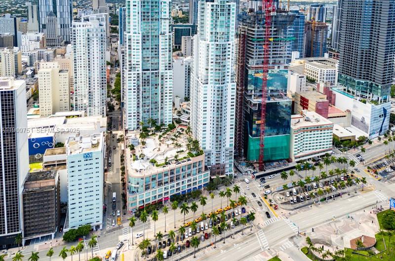 253 NE 2nd St #219 Miami, FL 33132