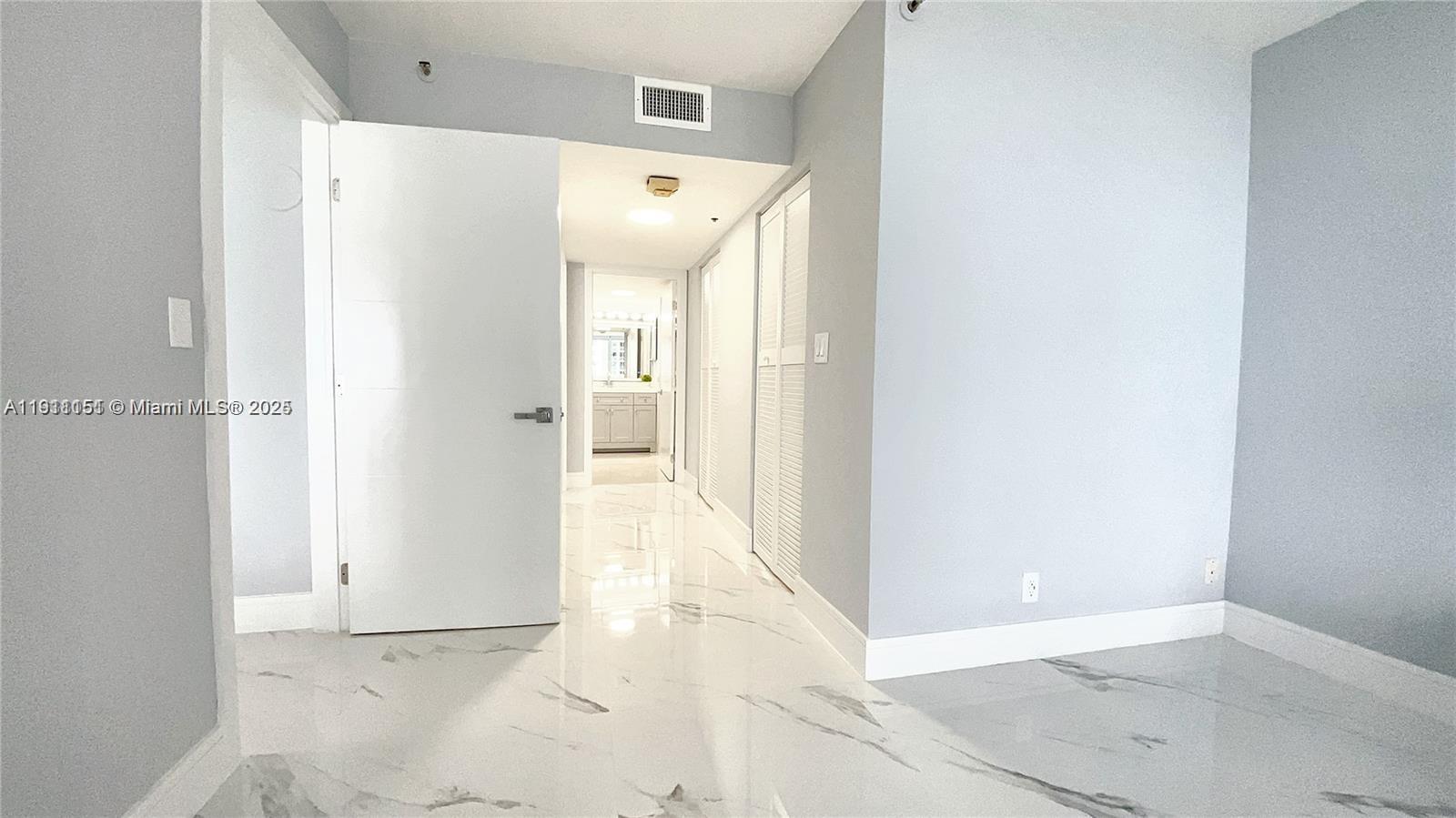 1717 N Bayshore Dr #A-1950 Miami, FL 33132