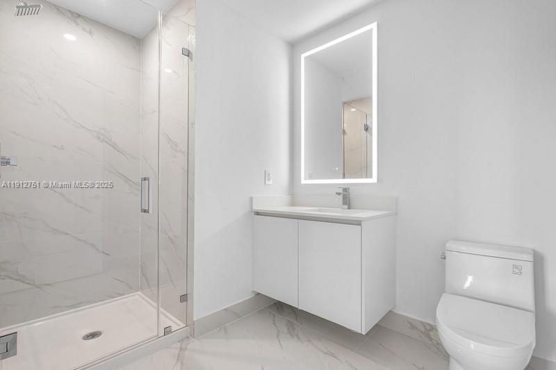 700 NE 24th #1703 Miami, FL 33137