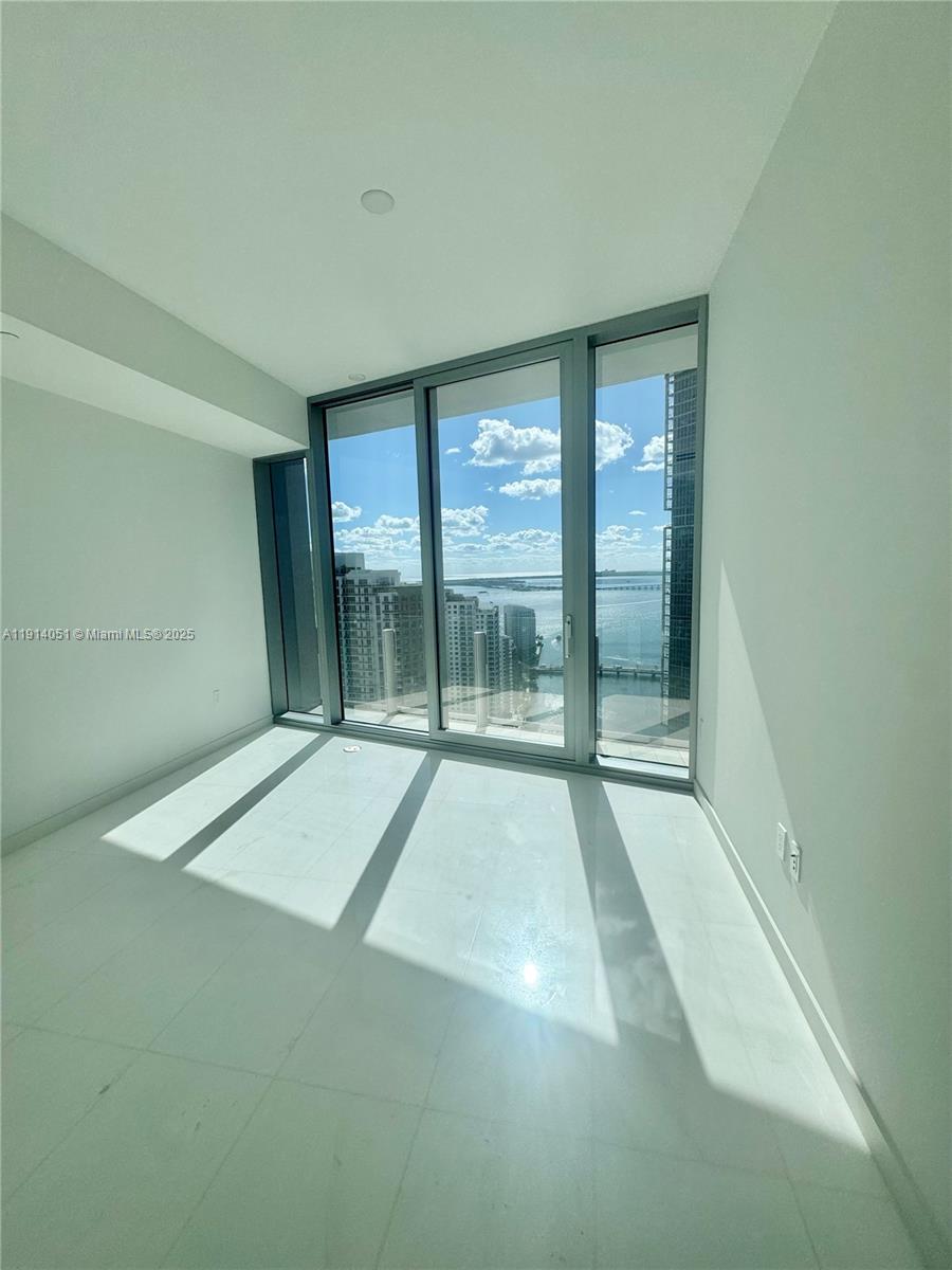 300 Biscayne Blvd Way #3506W Miami, FL 33131