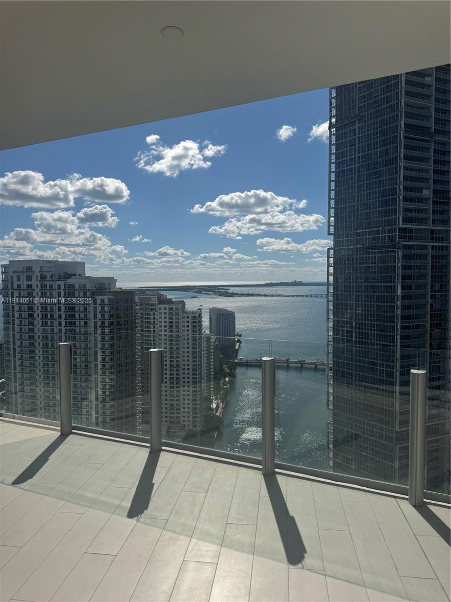 300 Biscayne Blvd Way #3506W Miami, FL 33131