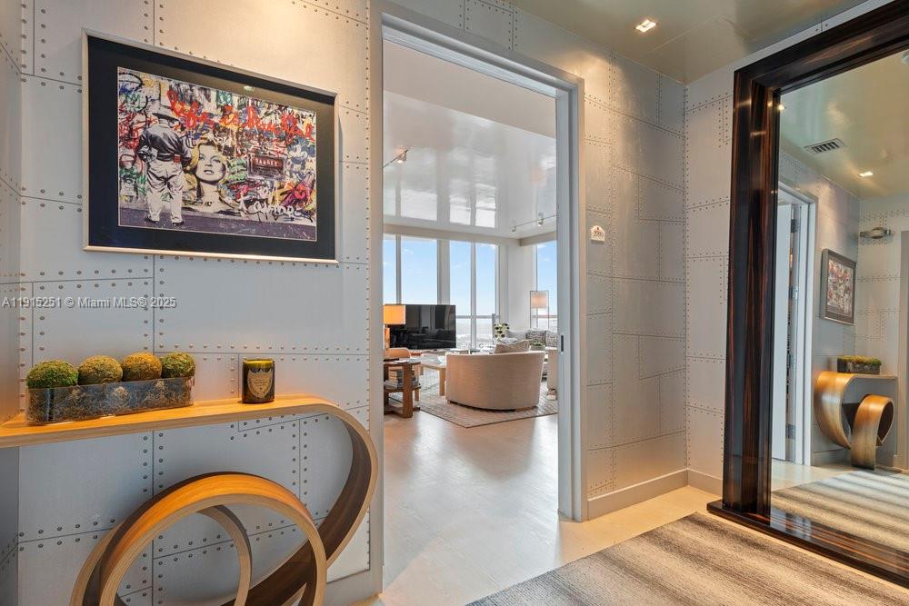 50 S Pointe Dr #2703 Miami Beach, FL 33139