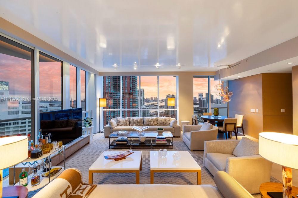 50 S Pointe Dr #2703 Miami Beach, FL 33139