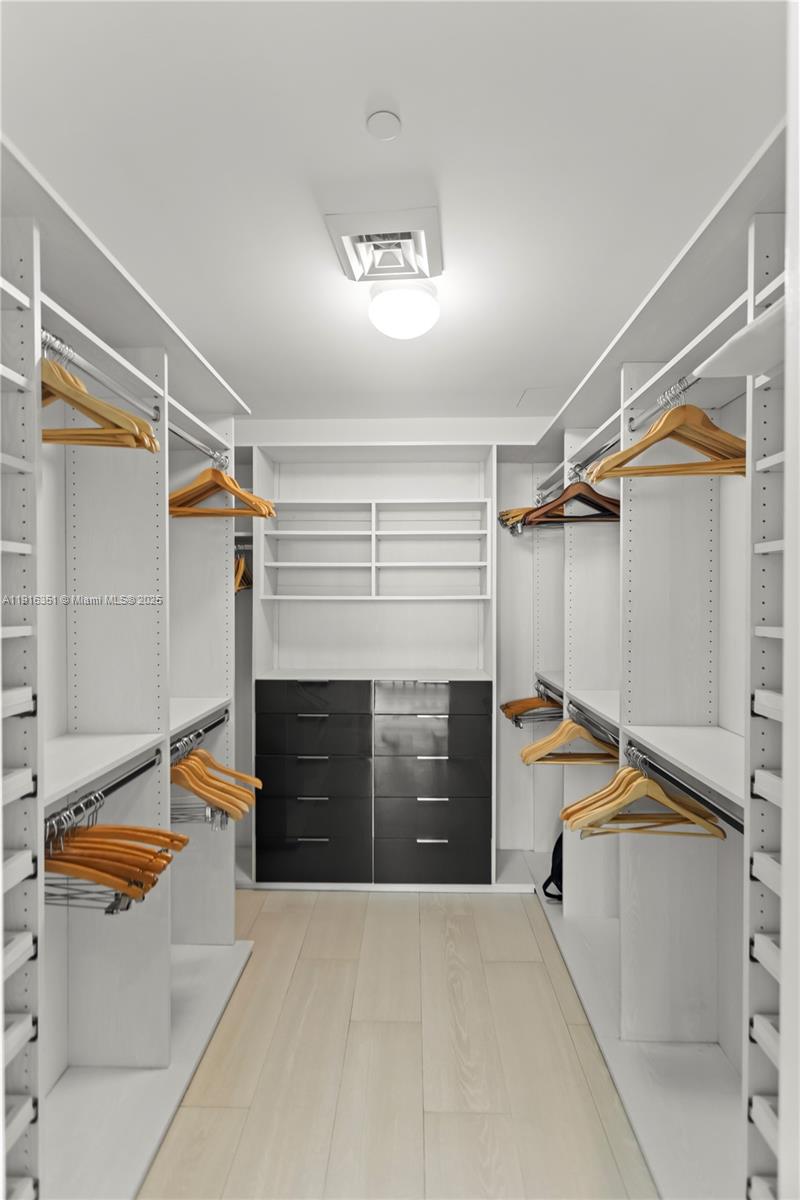 350 Ocean Dr #904N Key Biscayne, FL 33149