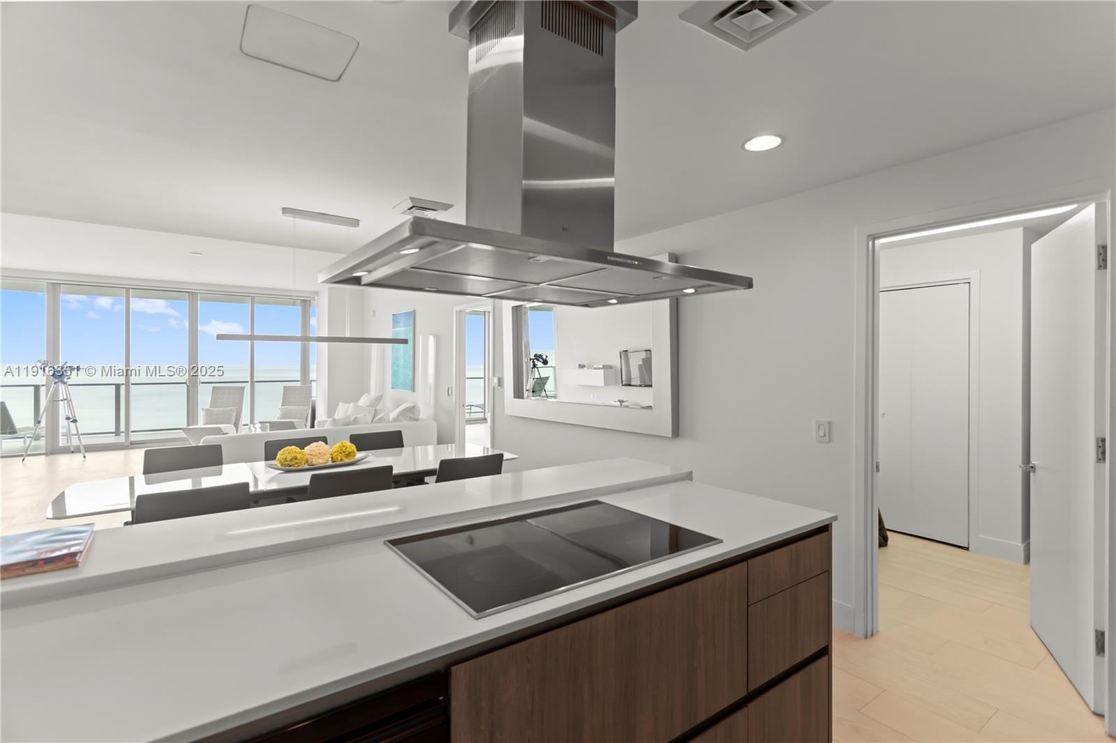 350 Ocean Dr #904N Key Biscayne, FL 33149