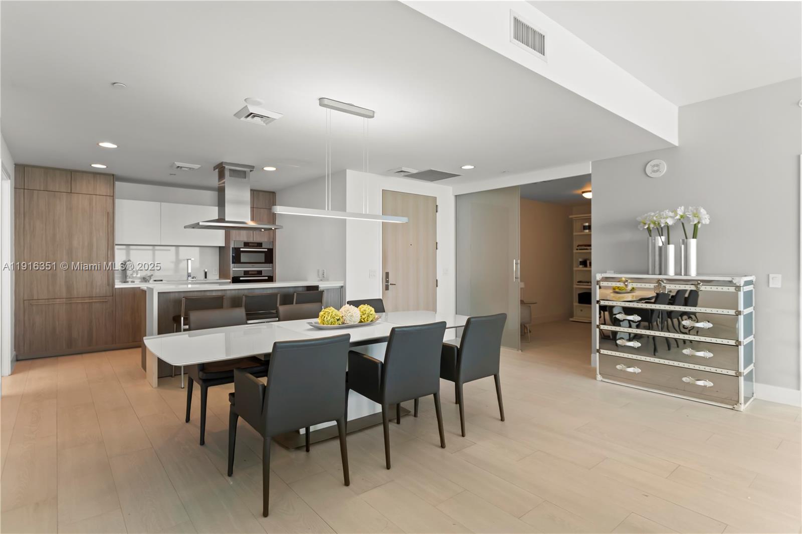 350 Ocean Dr #904N Key Biscayne, FL 33149