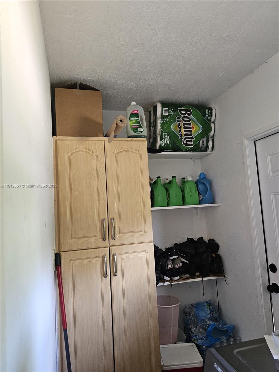 567 Tallulah Rd Palm Beach, FL 33462