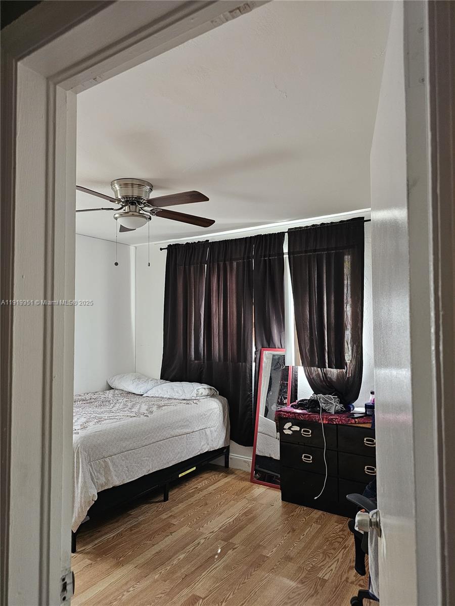 567 Tallulah Rd Palm Beach, FL 33462