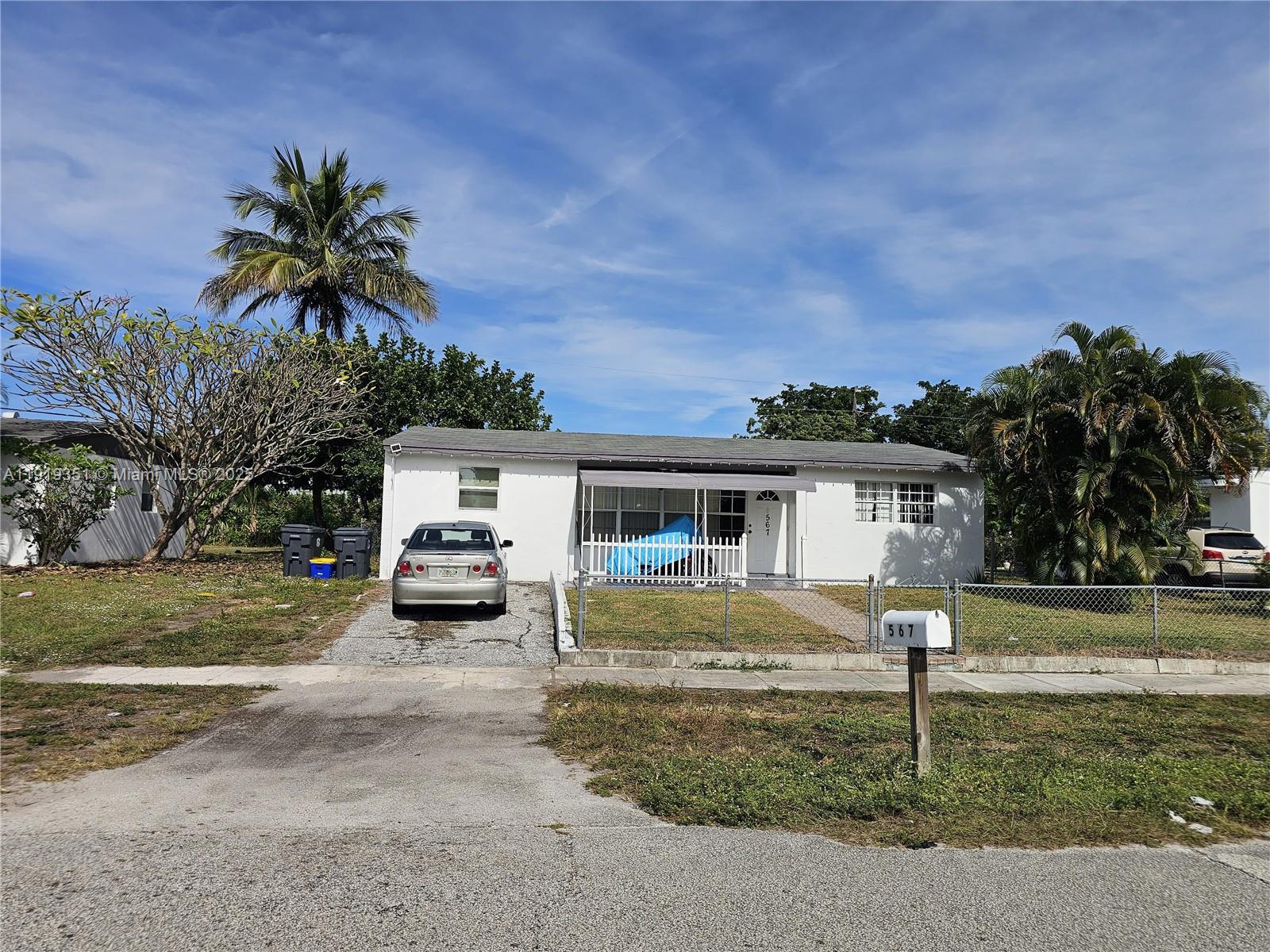 567 Tallulah Rd Palm Beach, FL 33462