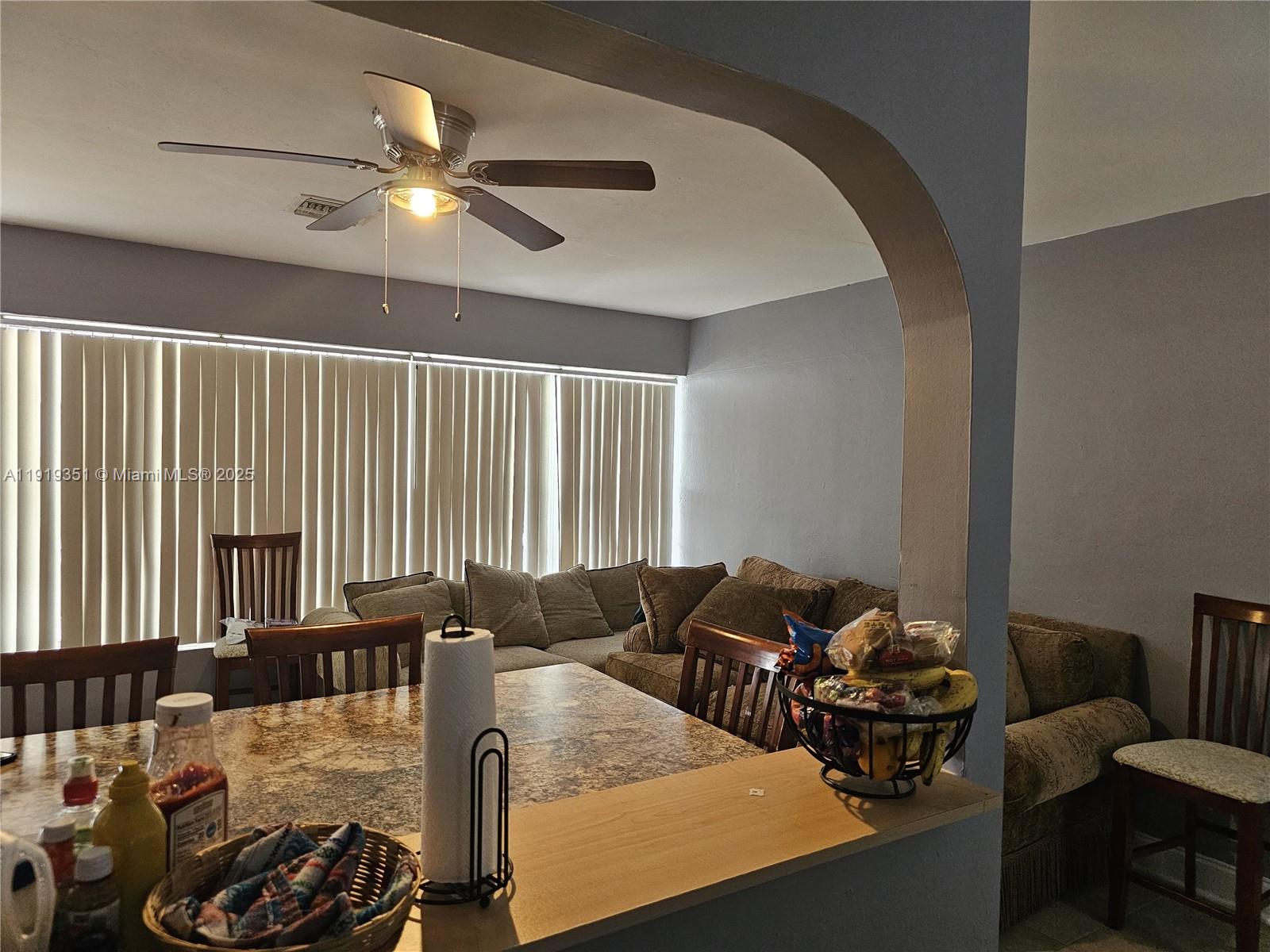 567 Tallulah Rd Palm Beach, FL 33462