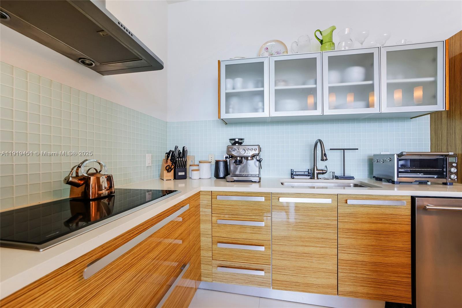 2020 N Bayshore Dr #1604 Miami, FL 33137