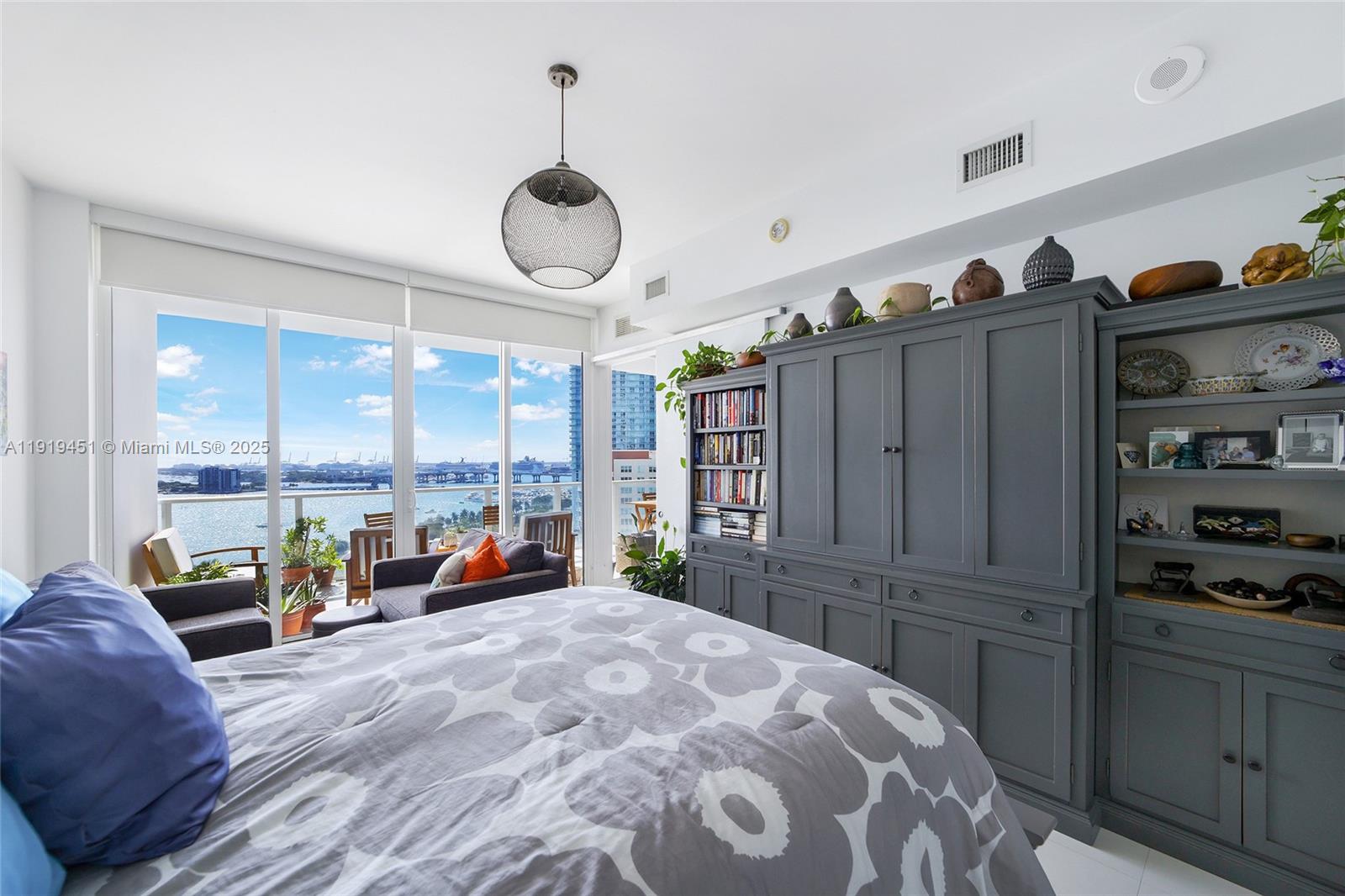 2020 N Bayshore Dr #1604 Miami, FL 33137