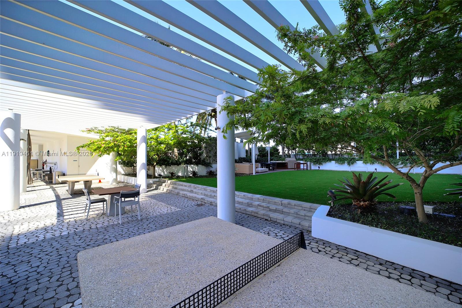 2020 N Bayshore Dr #1604 Miami, FL 33137