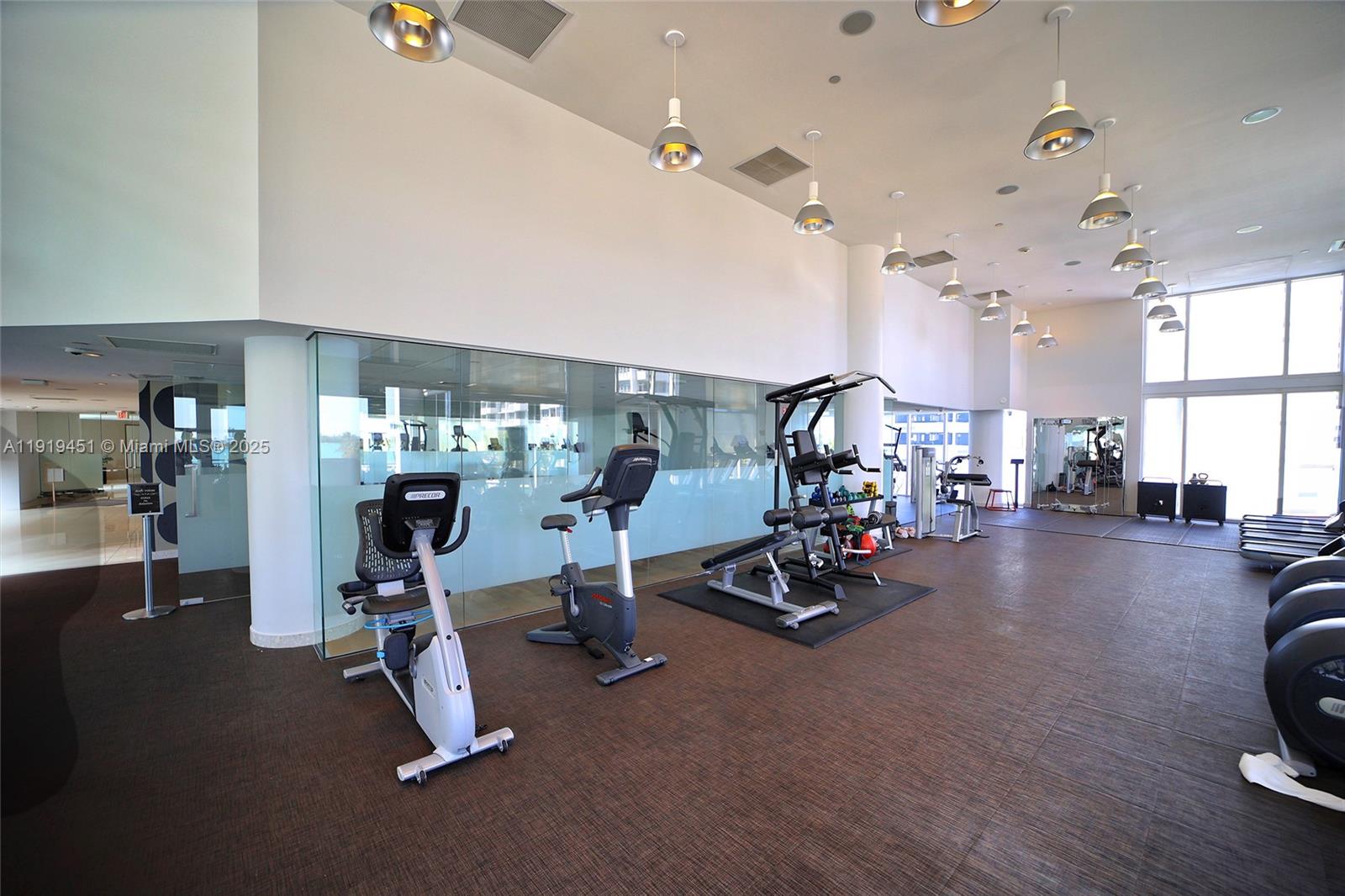 2020 N Bayshore Dr #1604 Miami, FL 33137