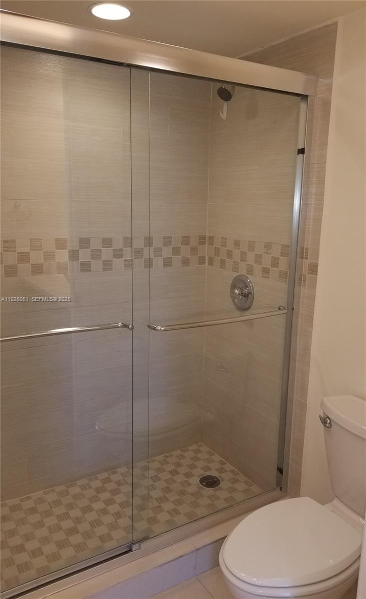 Undisclosed Address Aventura, FL 33180