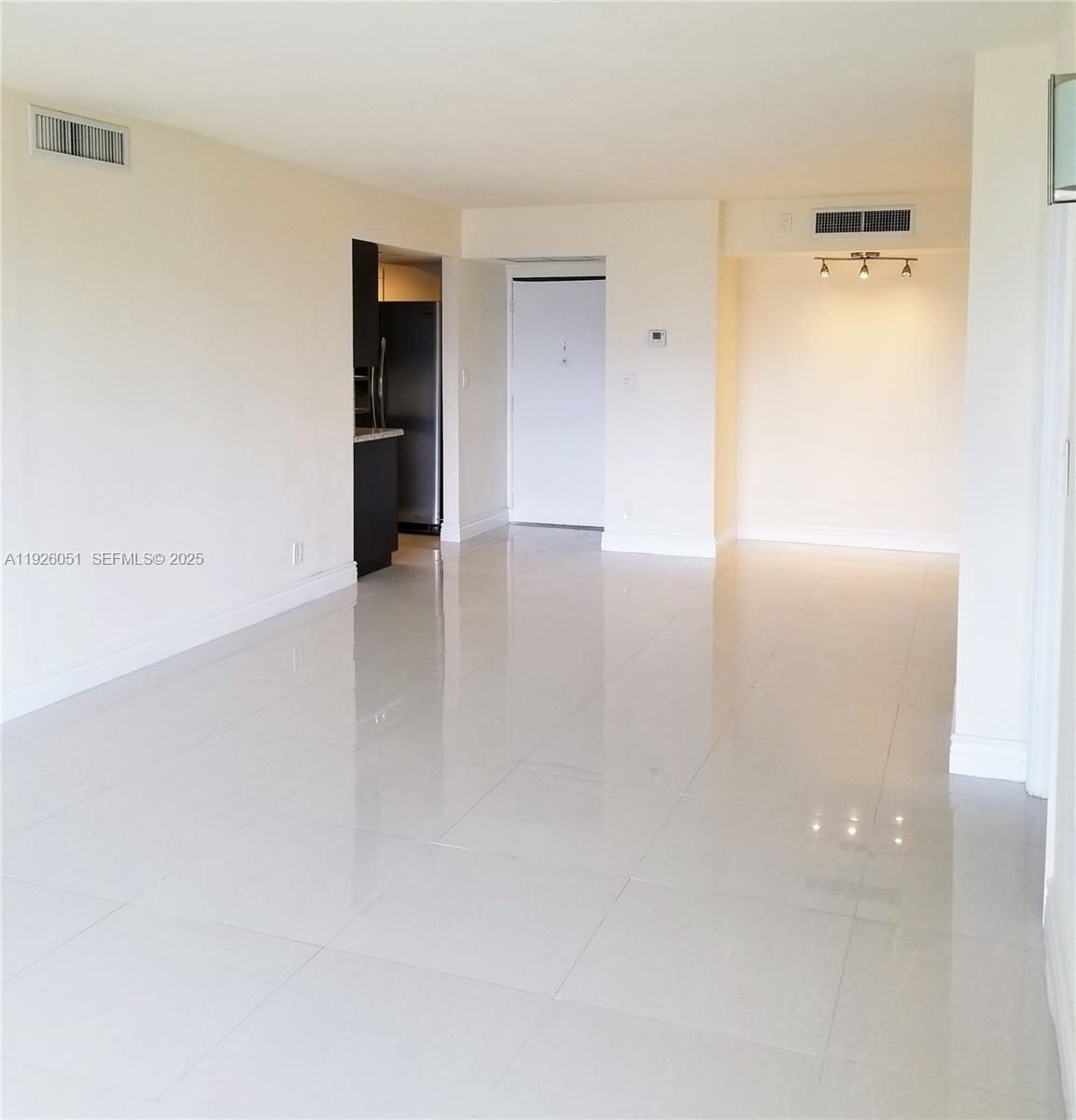 Undisclosed Address Aventura, FL 33180