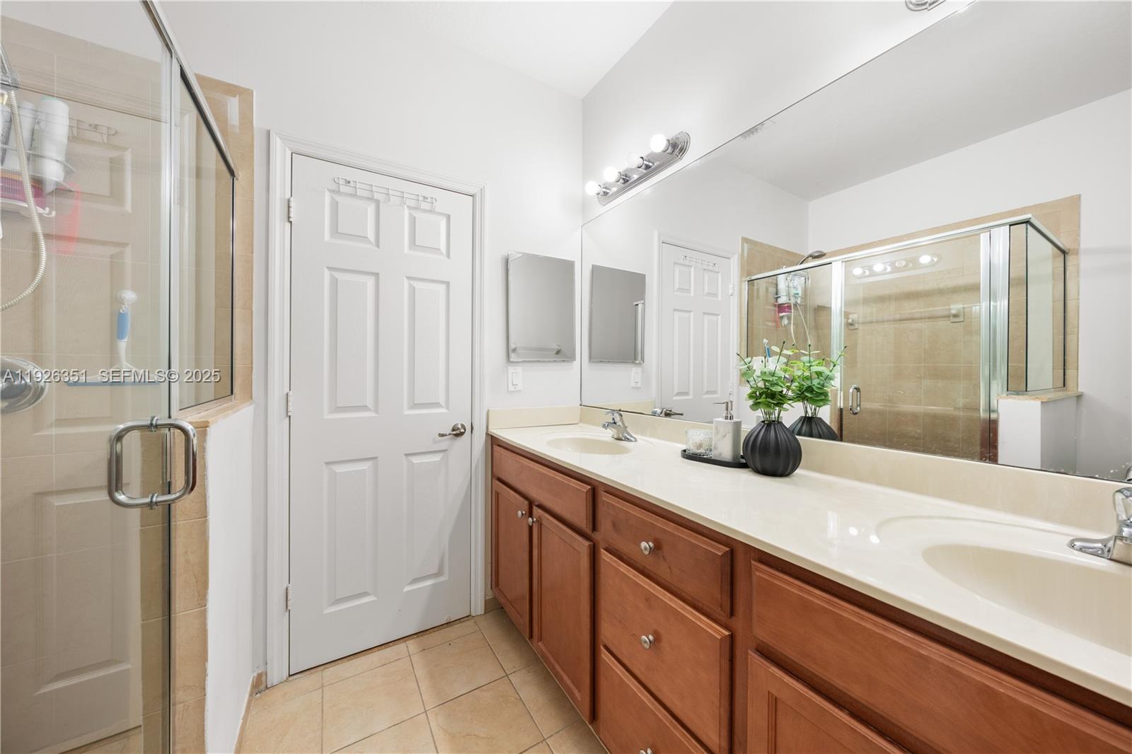 16958 SW 92nd St #16958 Miami, FL 33196