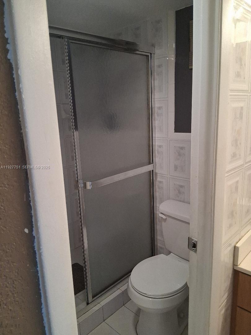 1000 Saint Charles Pl #L2 Pembroke Pines, FL 33026