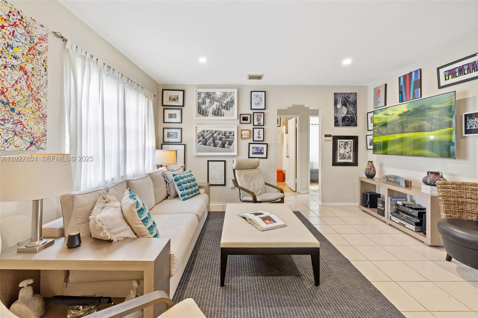 3310 SW 21st St Miami, FL 33145