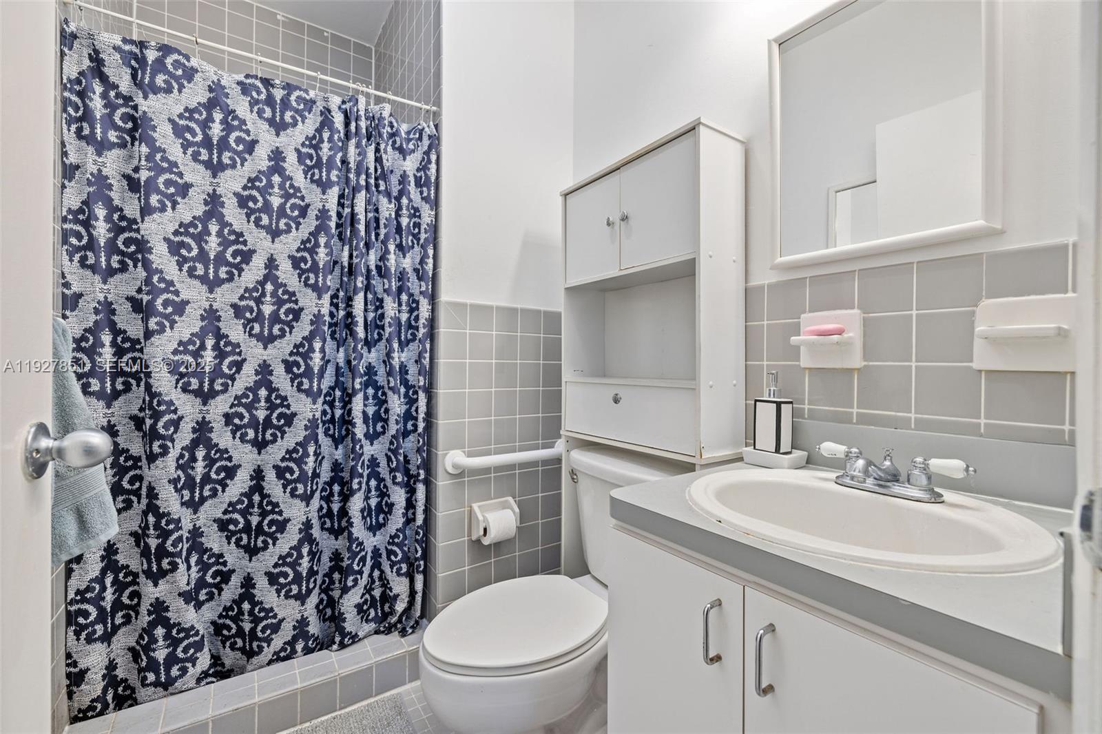 3310 SW 21st St Miami, FL 33145