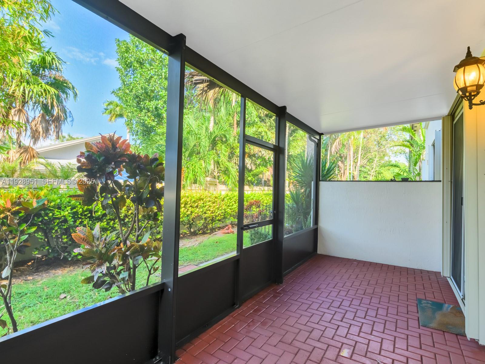 9719 Darlington Pl #1 Cooper City, FL 33328