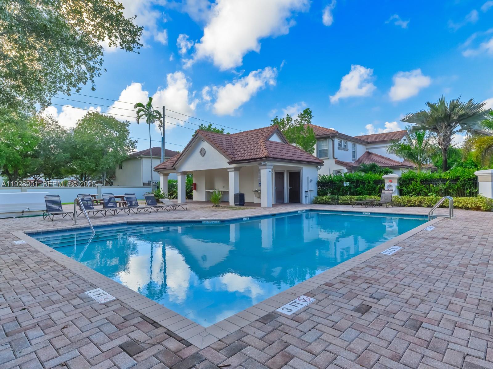 9719 Darlington Pl #1 Cooper City, FL 33328