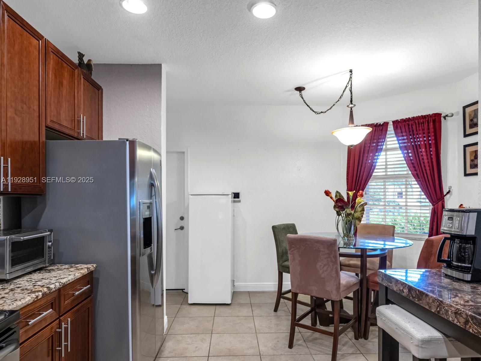 9719 Darlington Pl #1 Cooper City, FL 33328