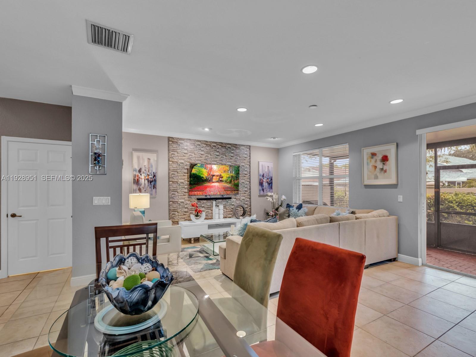 9719 Darlington Pl #1 Cooper City, FL 33328