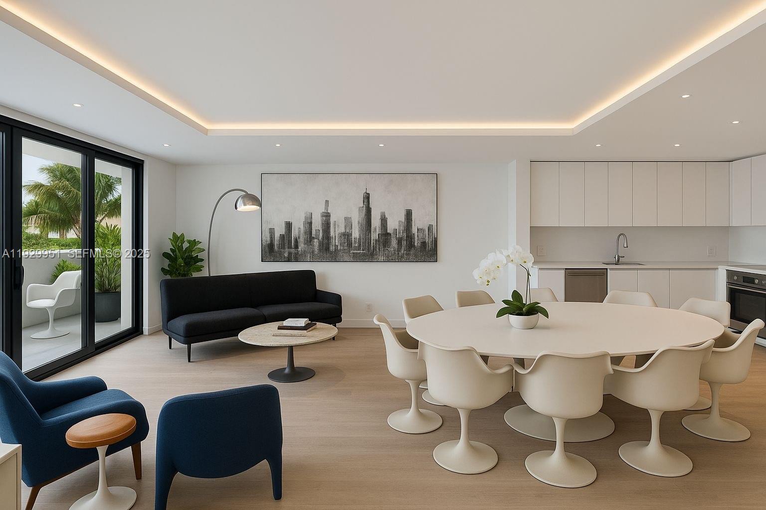 1800 Collins Ave #5E